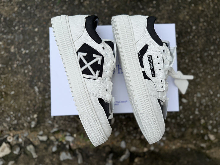 Off-White c/o Virgil Abloh Off Court 3.0 Low Top White Black