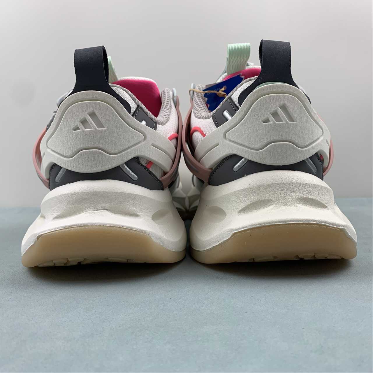 Adidas XLG Runner Deluxe sneakers white grey pink