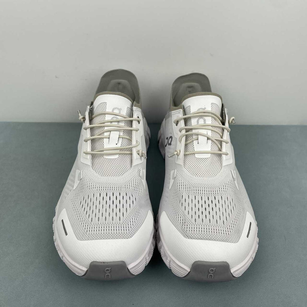 On Cloud 6 Coast sneakers da running e streetwear white glacier - VIBES MILANO