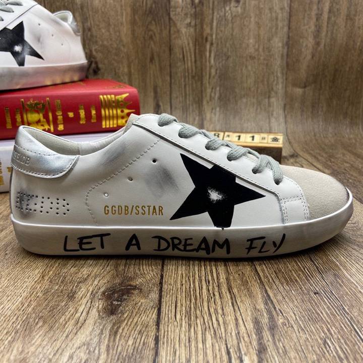 Golden Goose Superstar nappa e inserti camoscio grigio
