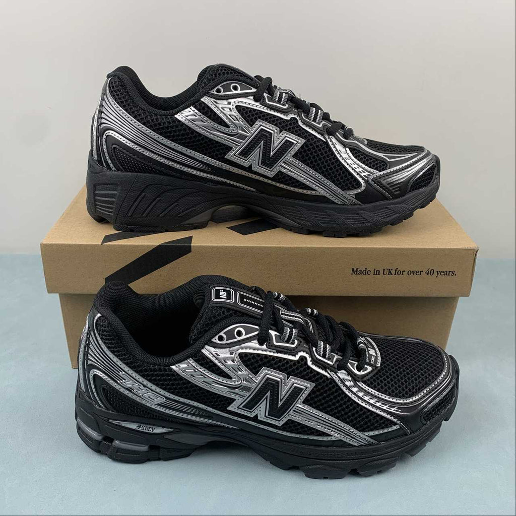 New Balance NB 740 Black Silver