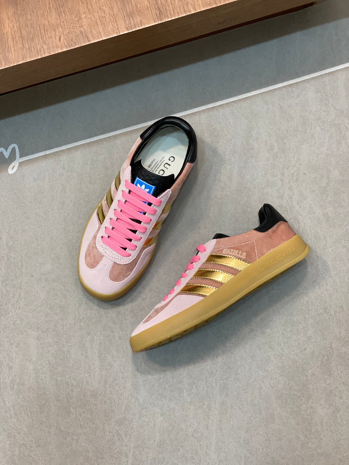 Adidas x Gucci Gazelle Pink Velvet - VIBES MILANO