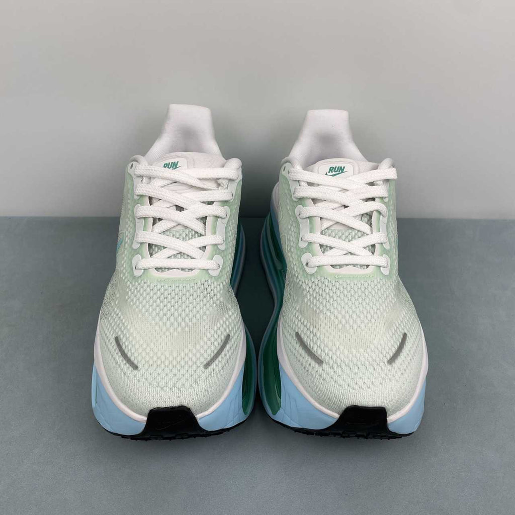 Nike Vomero Premium light green - VIBES MILANO