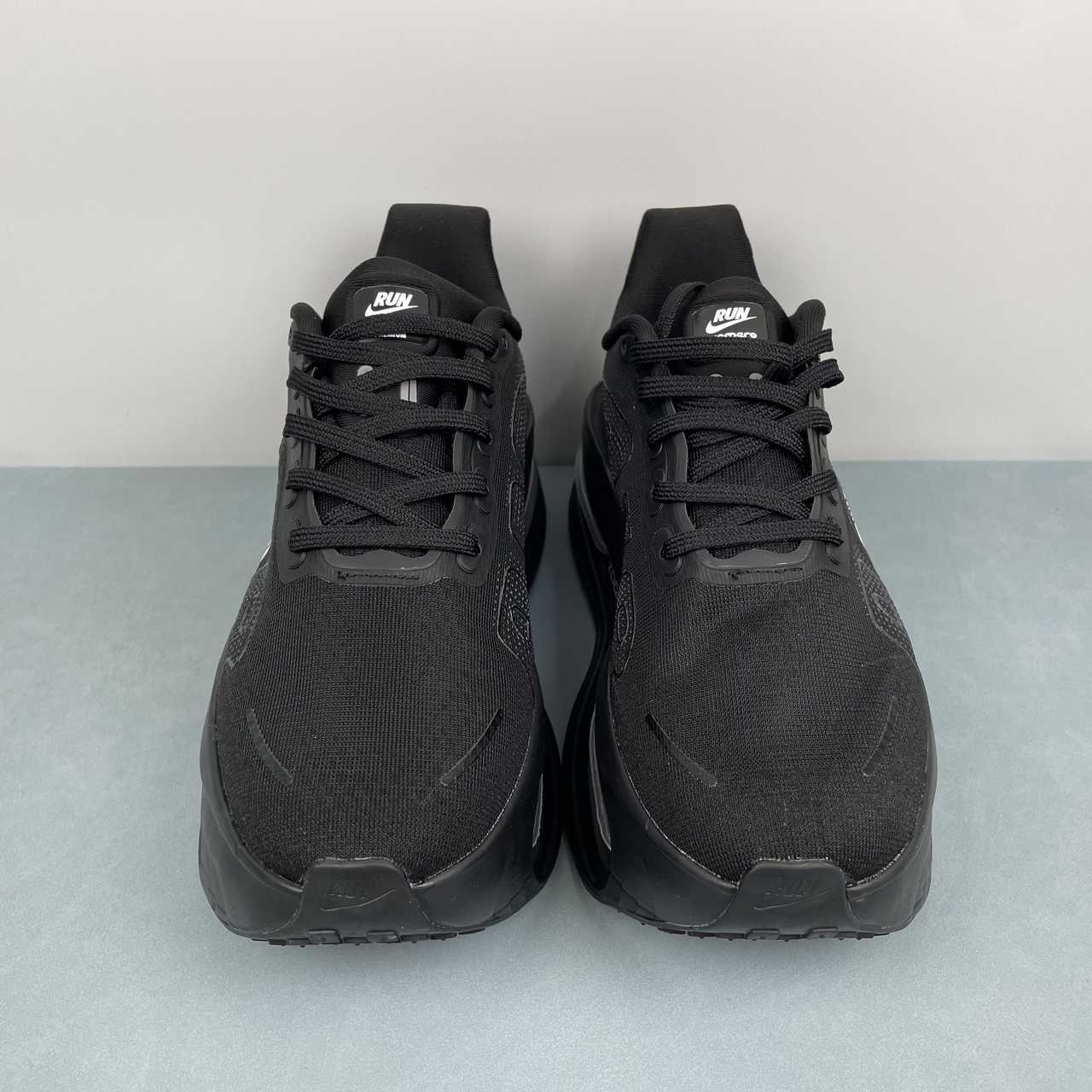Nike Vomero Premium all black - VIBES MILANO