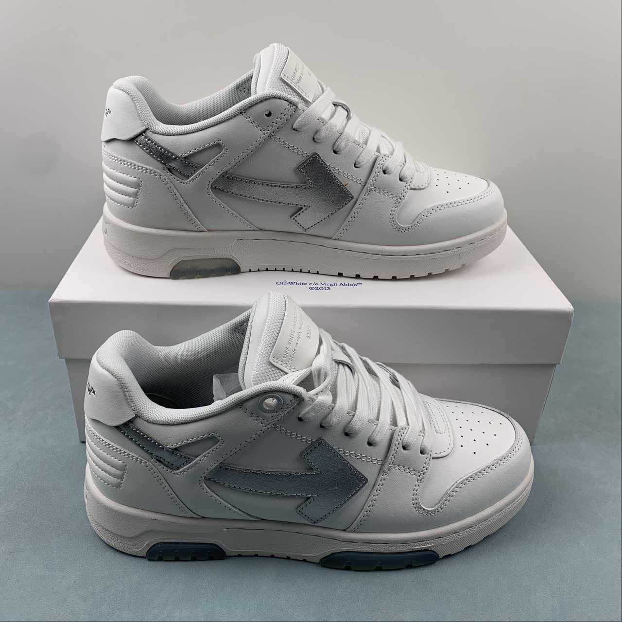 Off- White OOO Out Of Office sneakers Low Tops Bianco argento