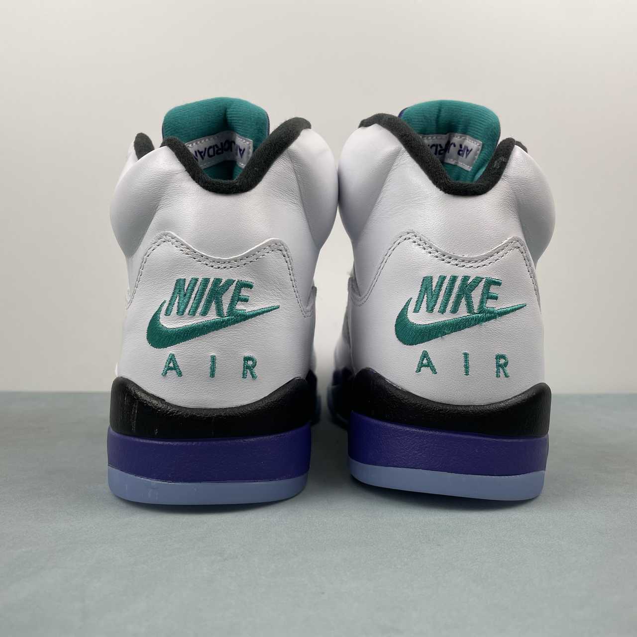 Nike Air Jordan 5 Retro OG Grape - VIBES MILANO