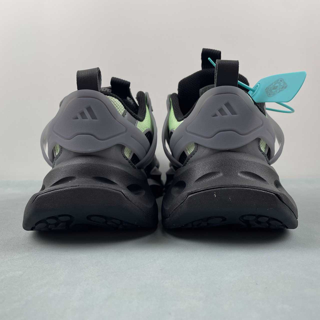 Adidas XLG Runner Deluxe sneakers black grey green - VIBES MILANO