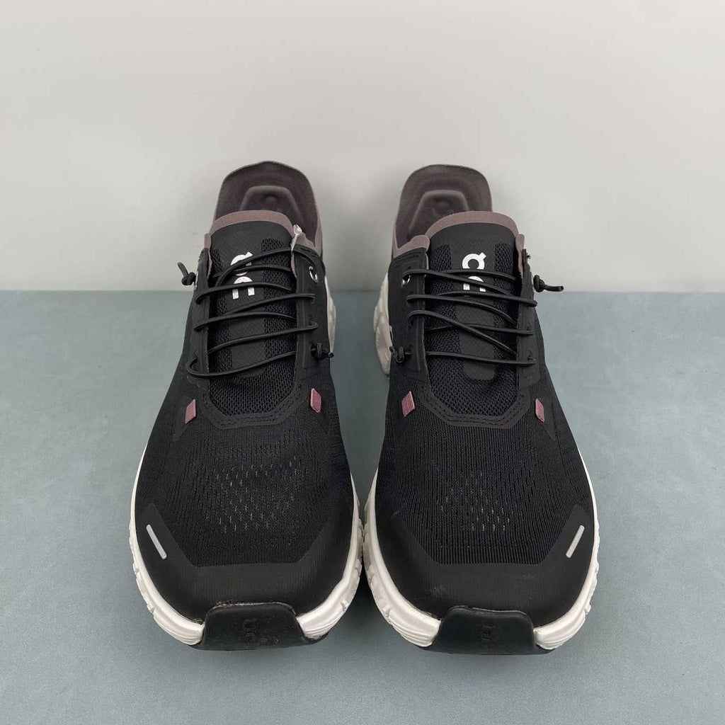 On Cloud 6 Coast sneakers da running e streetwear nero bianco - VIBES MILANO