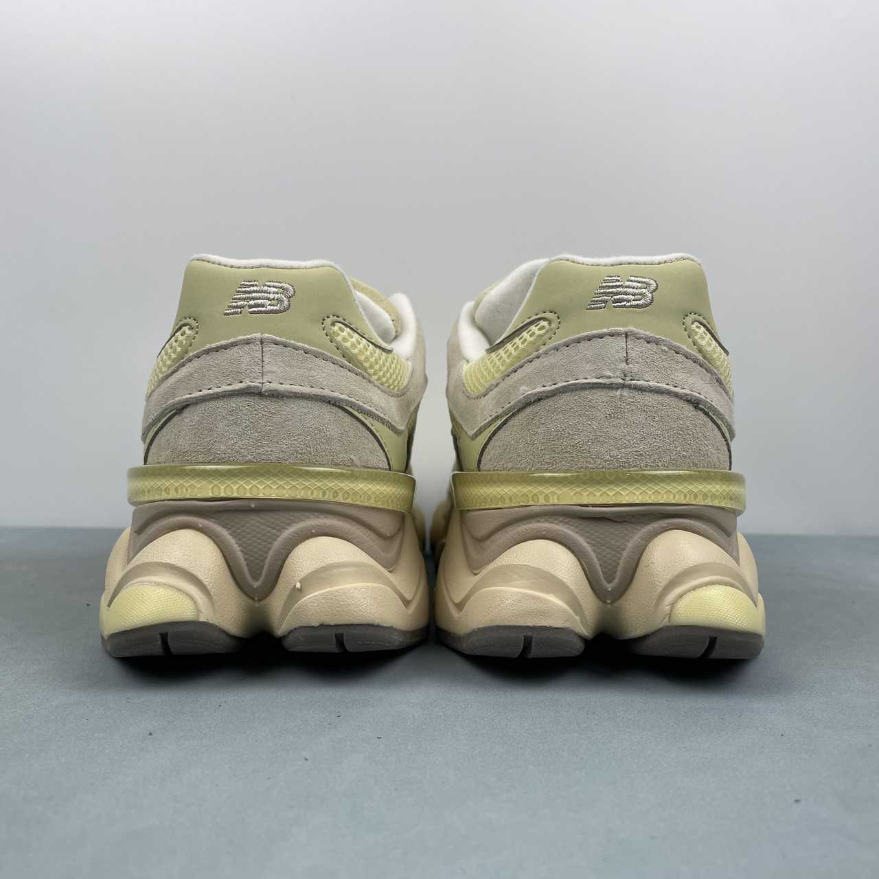 New Balance NB 9060 "Giallino"