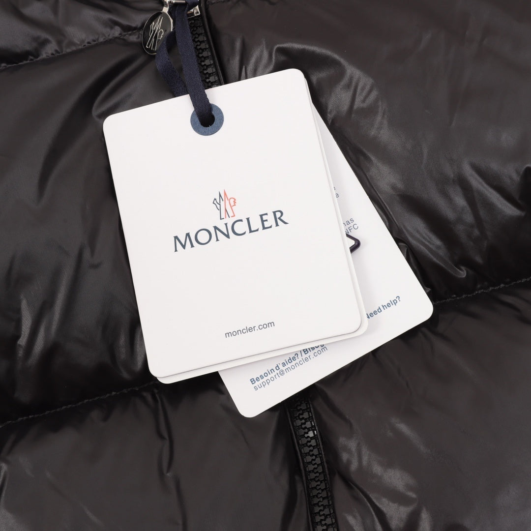 Piumino Moncler "Merlat" chiusura a zip