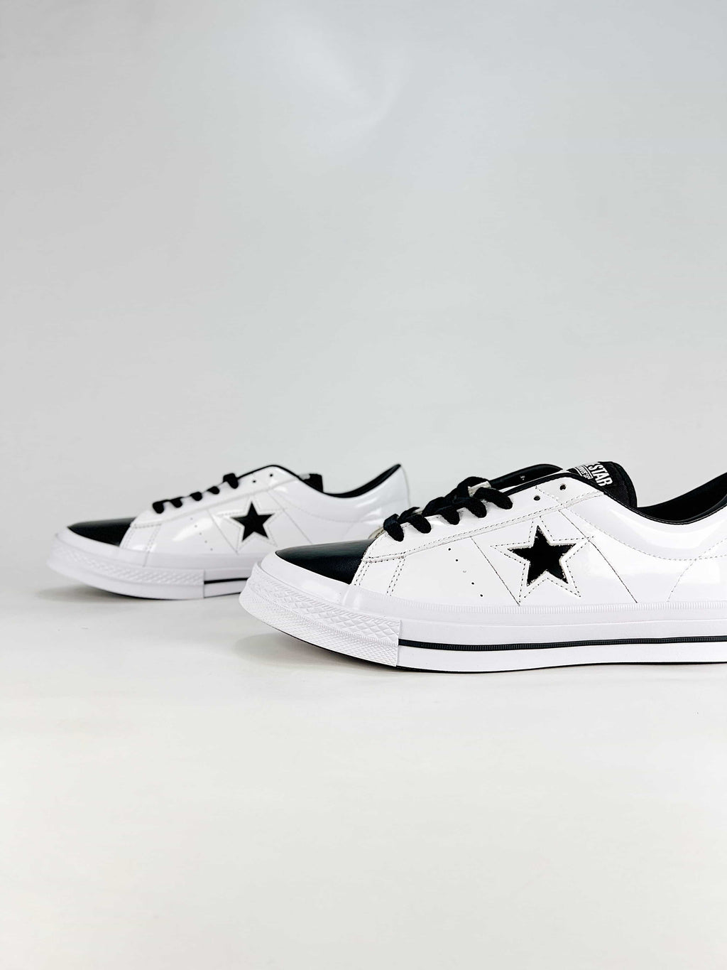 Converse One Star White Black