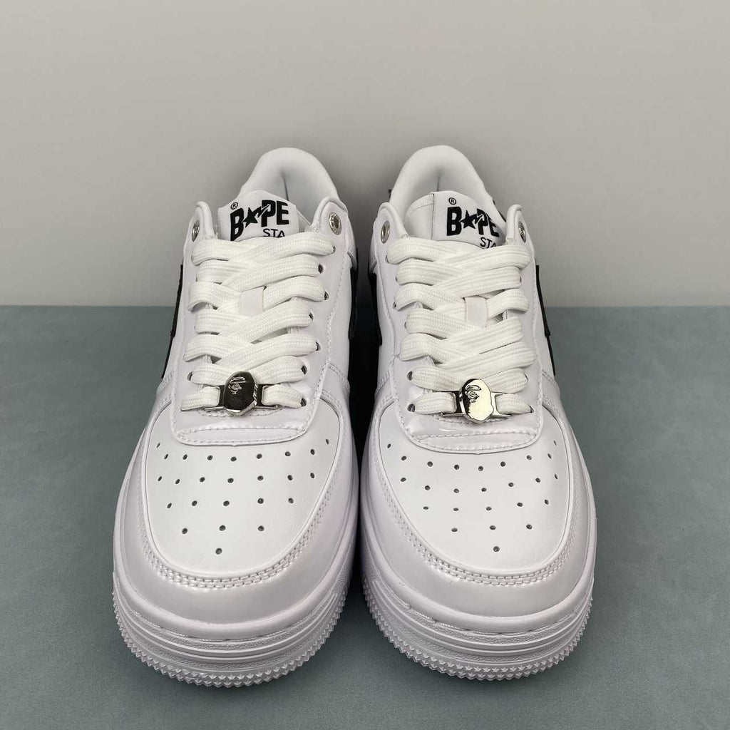 A Bathing Ape Sneakers da uomo in pelle verniciata Bape Sta bianco