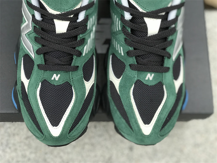 New Balance NB 9060 Team Forest Green