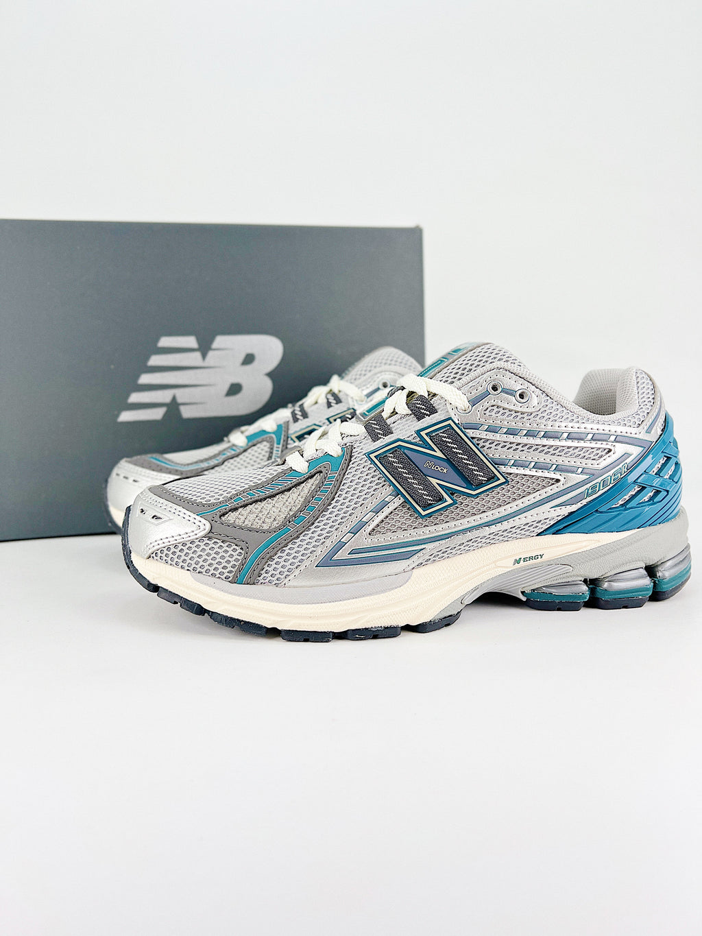 New Balance NB M1906R Silver Blue