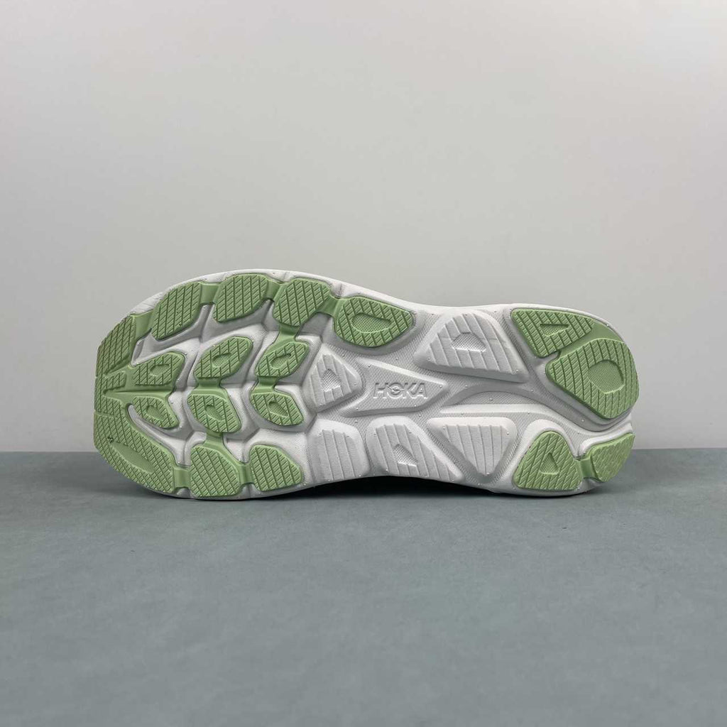 Hoka One Clifton 10 verde chiaro