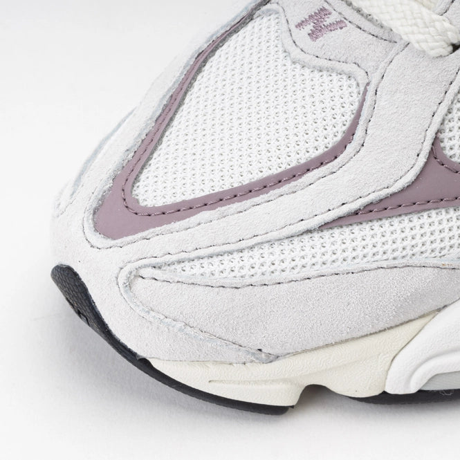 New Balance NB 9060 Grey Matter Ice Wine
