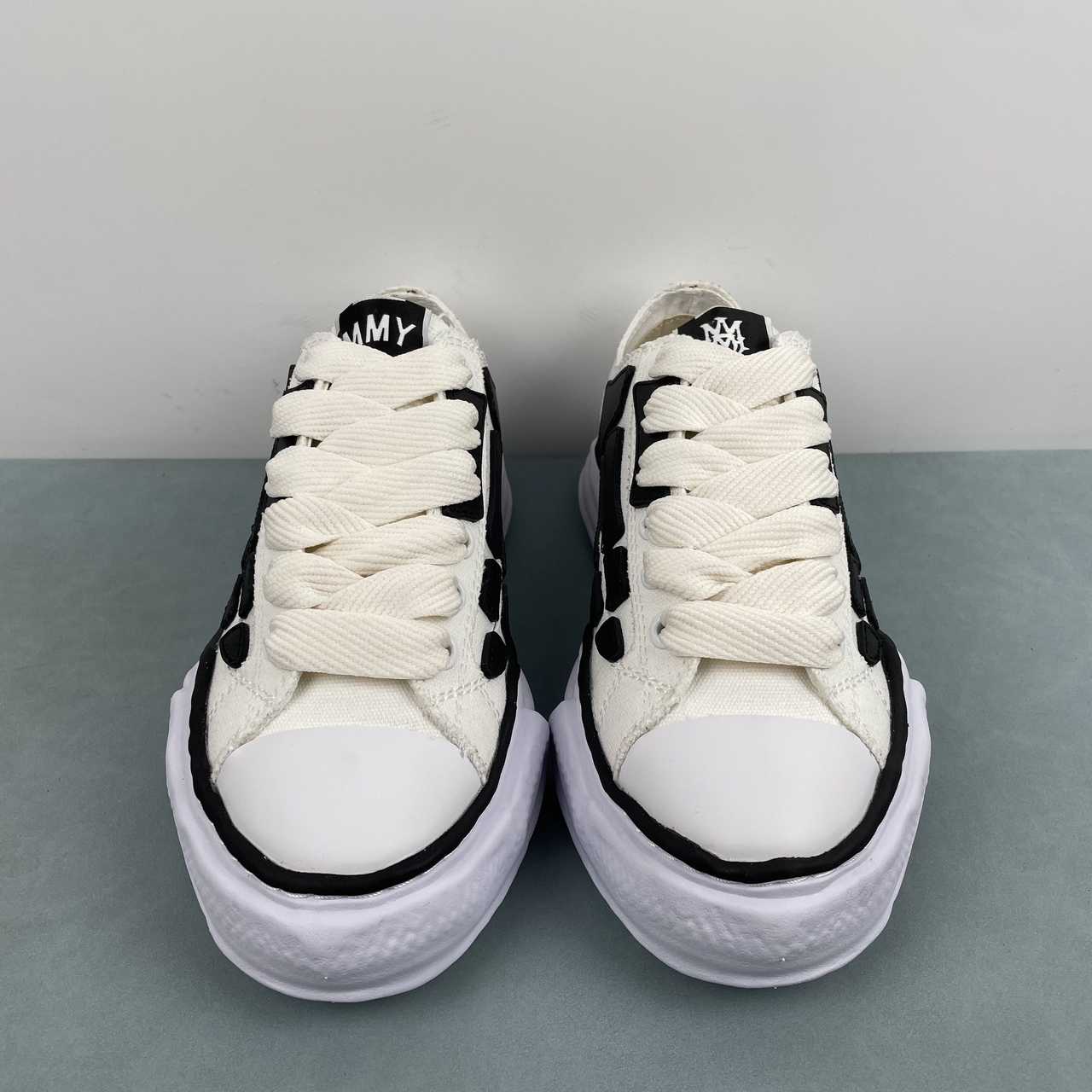 Maison Mihara Yasuhiro x MMY AMIRI Skel-Top Low bianco