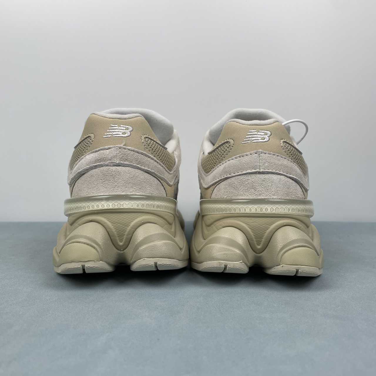 New Balance NB 9060 Beige White