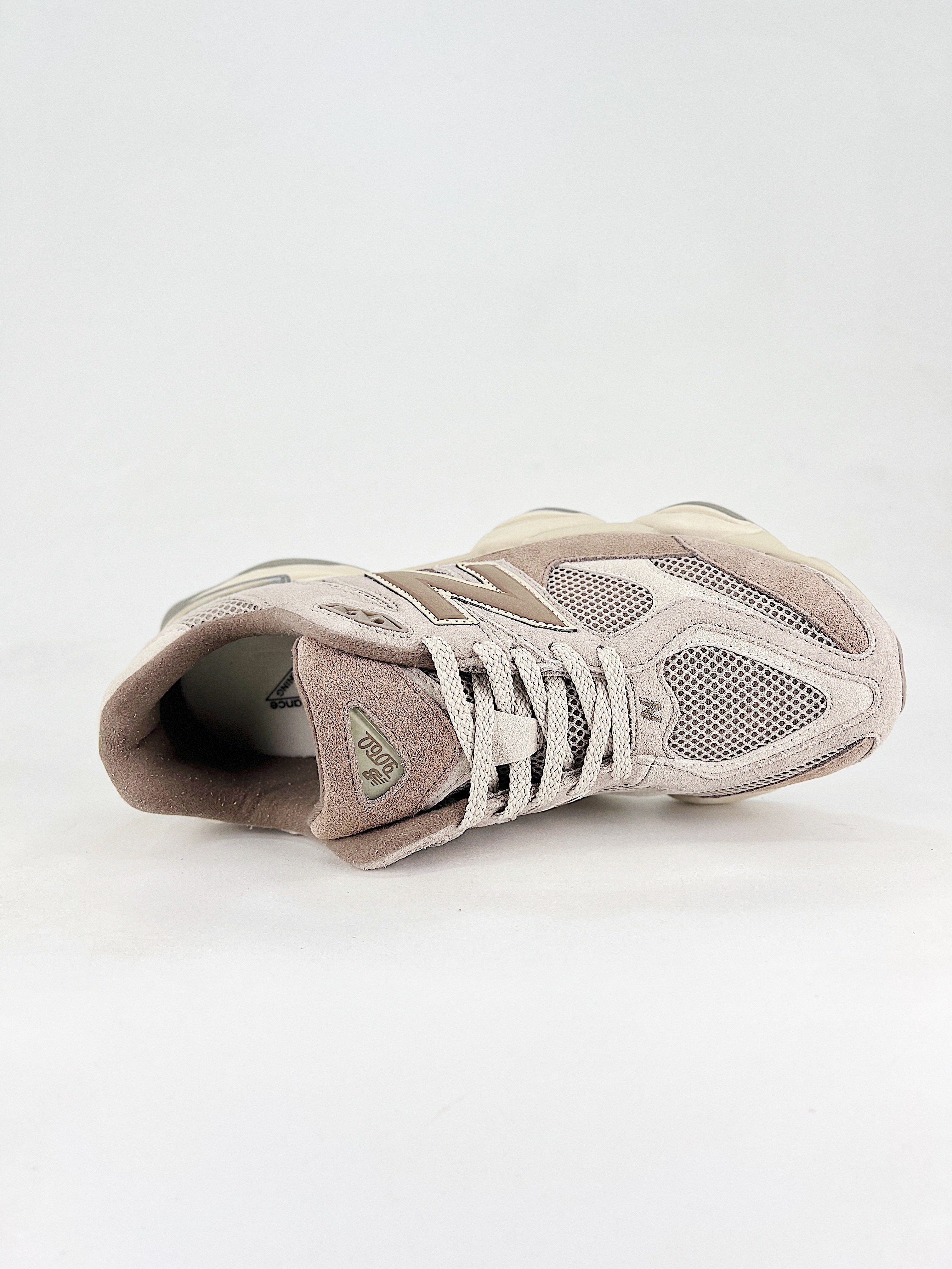 New Balance NB 9060 Arid Stone Mushroom