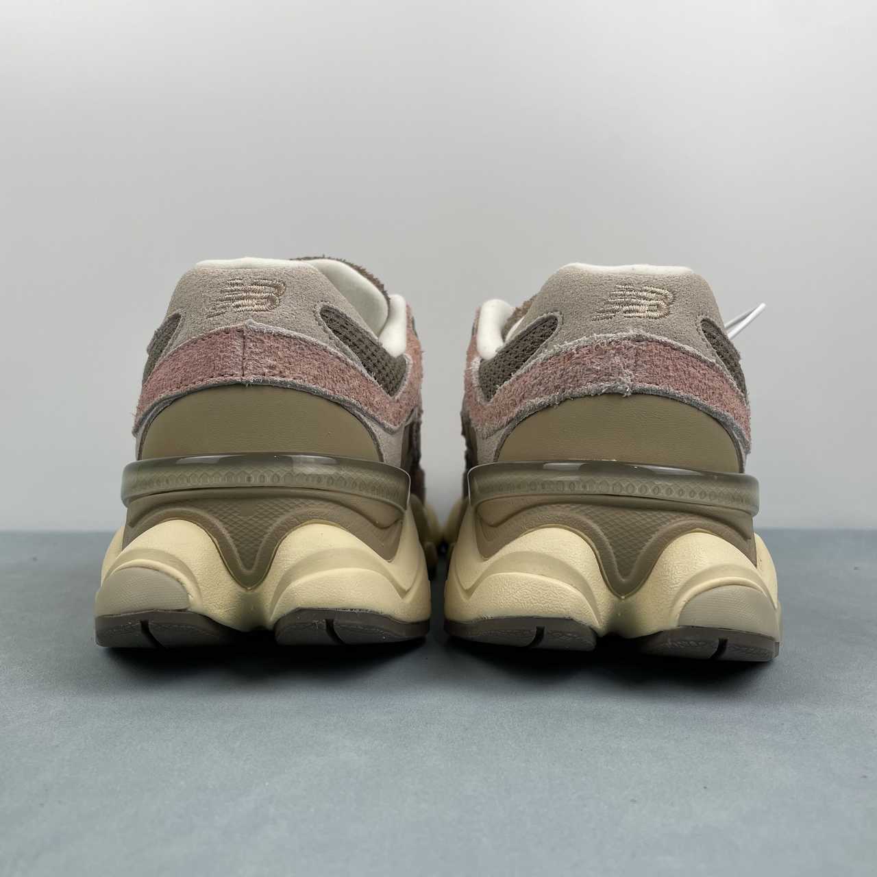 New Balance NB 9060 Landslide Mushroom