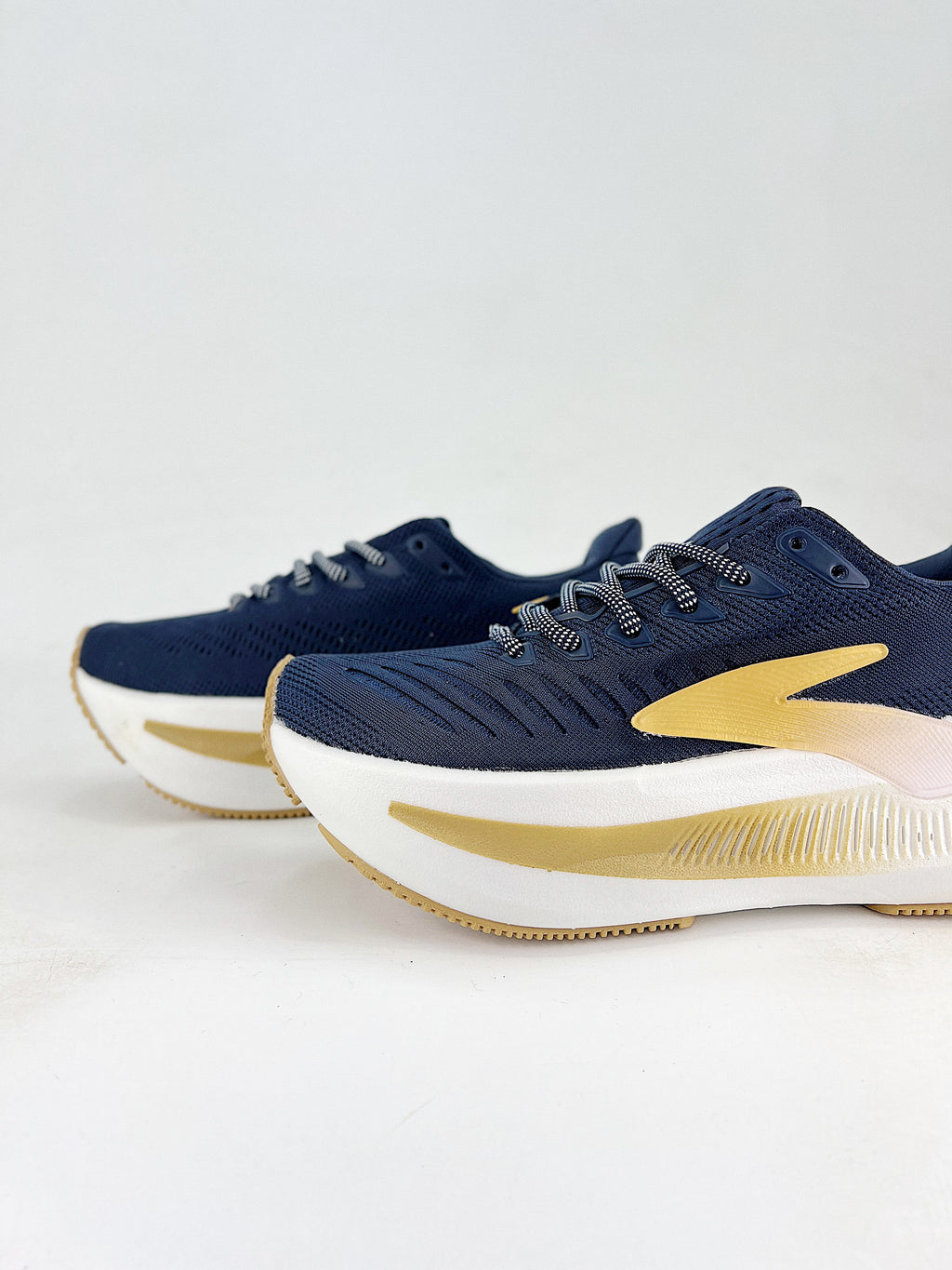 Brooks Glycerin Max 2 Spellbound Starfish White