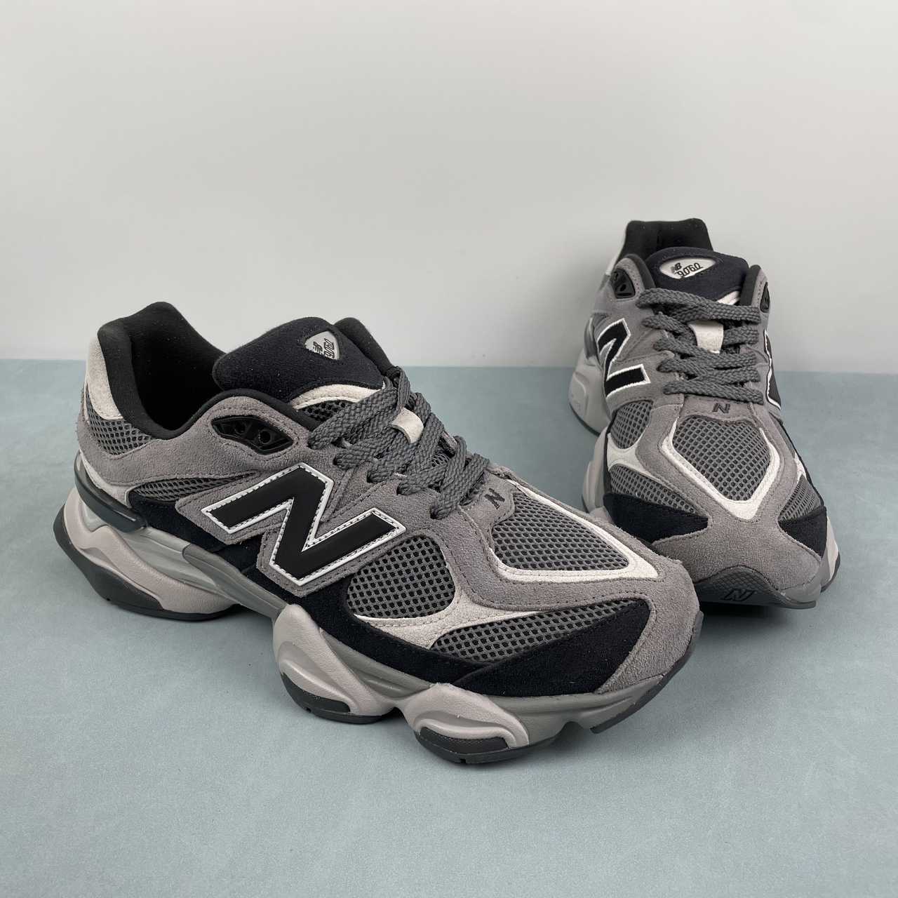New Balance NB 9060 Grey & Black