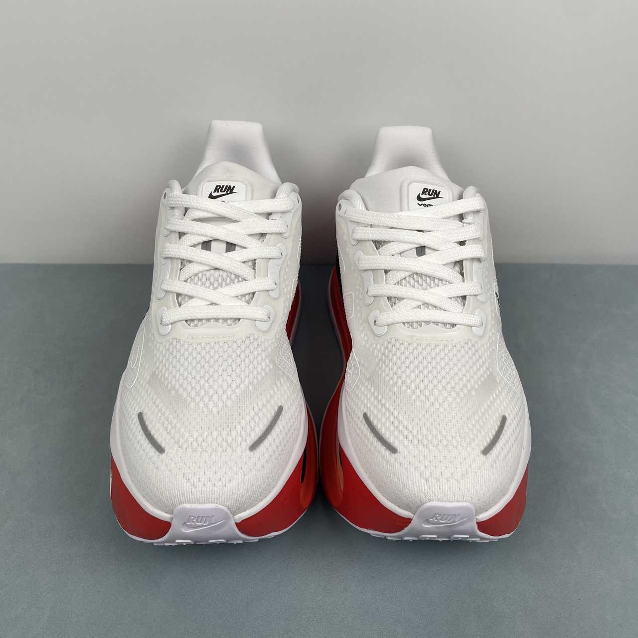 Nike Vomero Premium white big red - VIBES MILANO