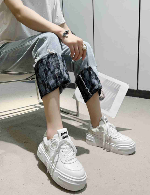 Miu Miu sneakers bianche in vera pelle