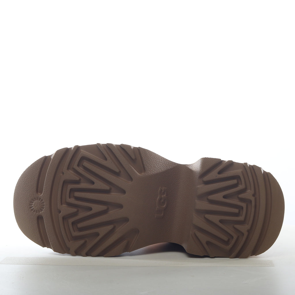 Ugg Classic Twin Seam New Heights suede castagno