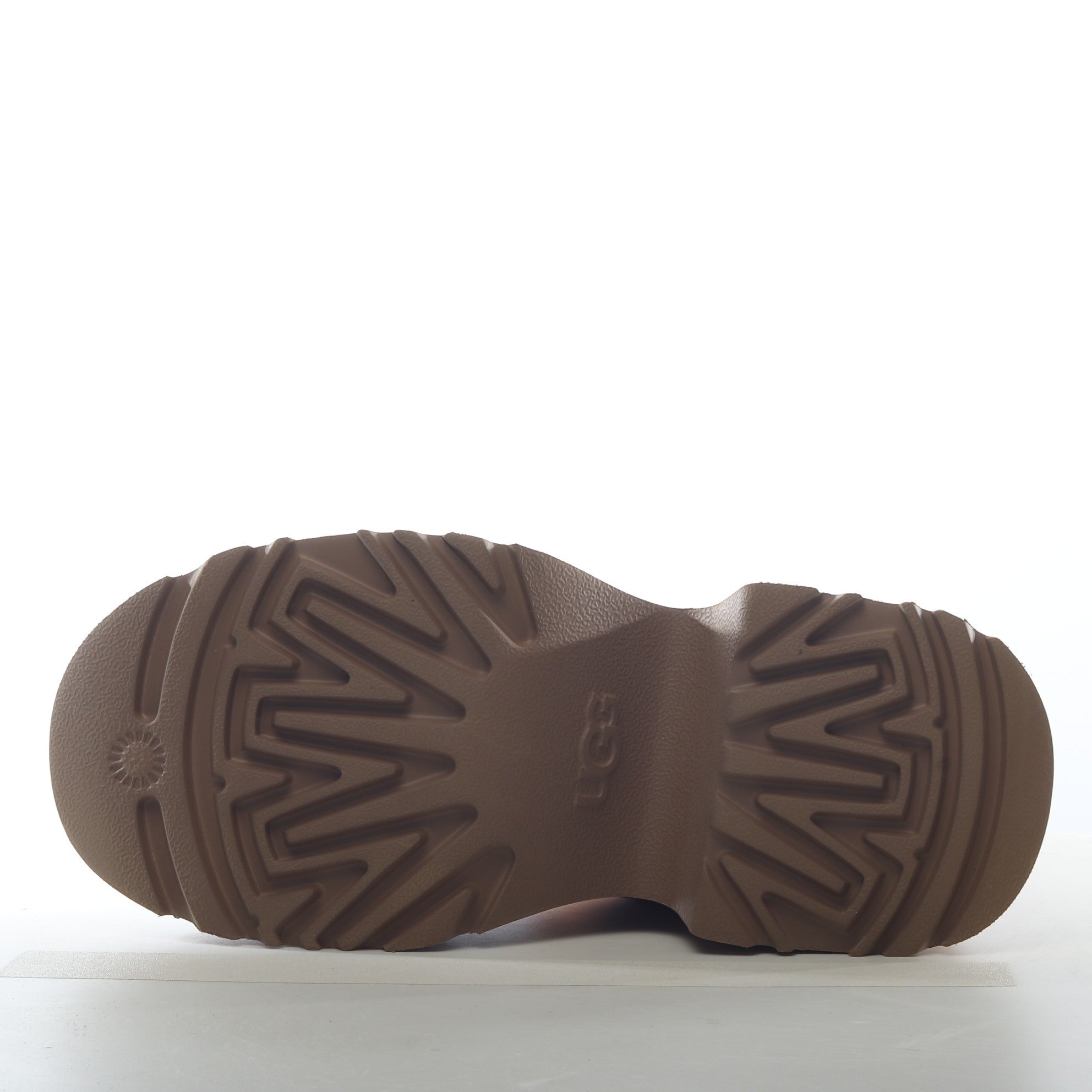 Ugg Classic Twin Seam New Heights suede castagno