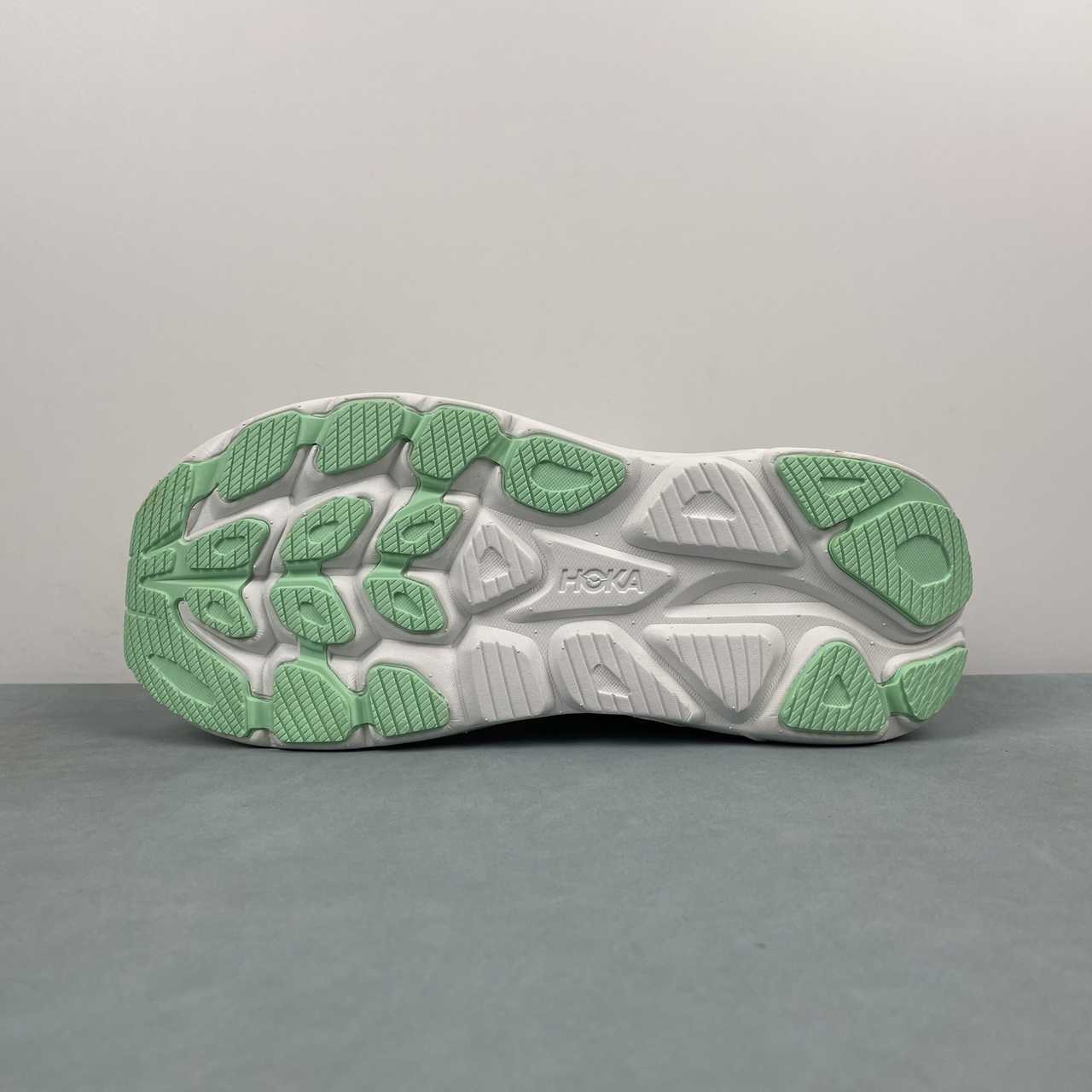 Hoka One Clifton 10 bianco verde