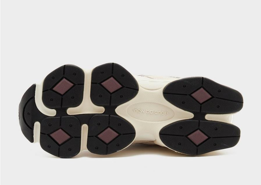 New Balance NB 9060 Cream
