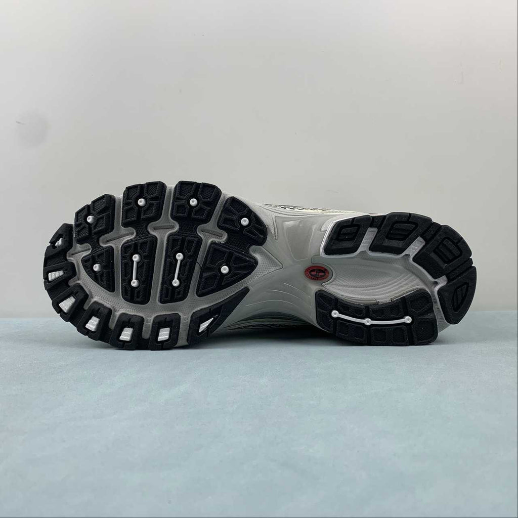 New Balance NB 740 Grey Silver