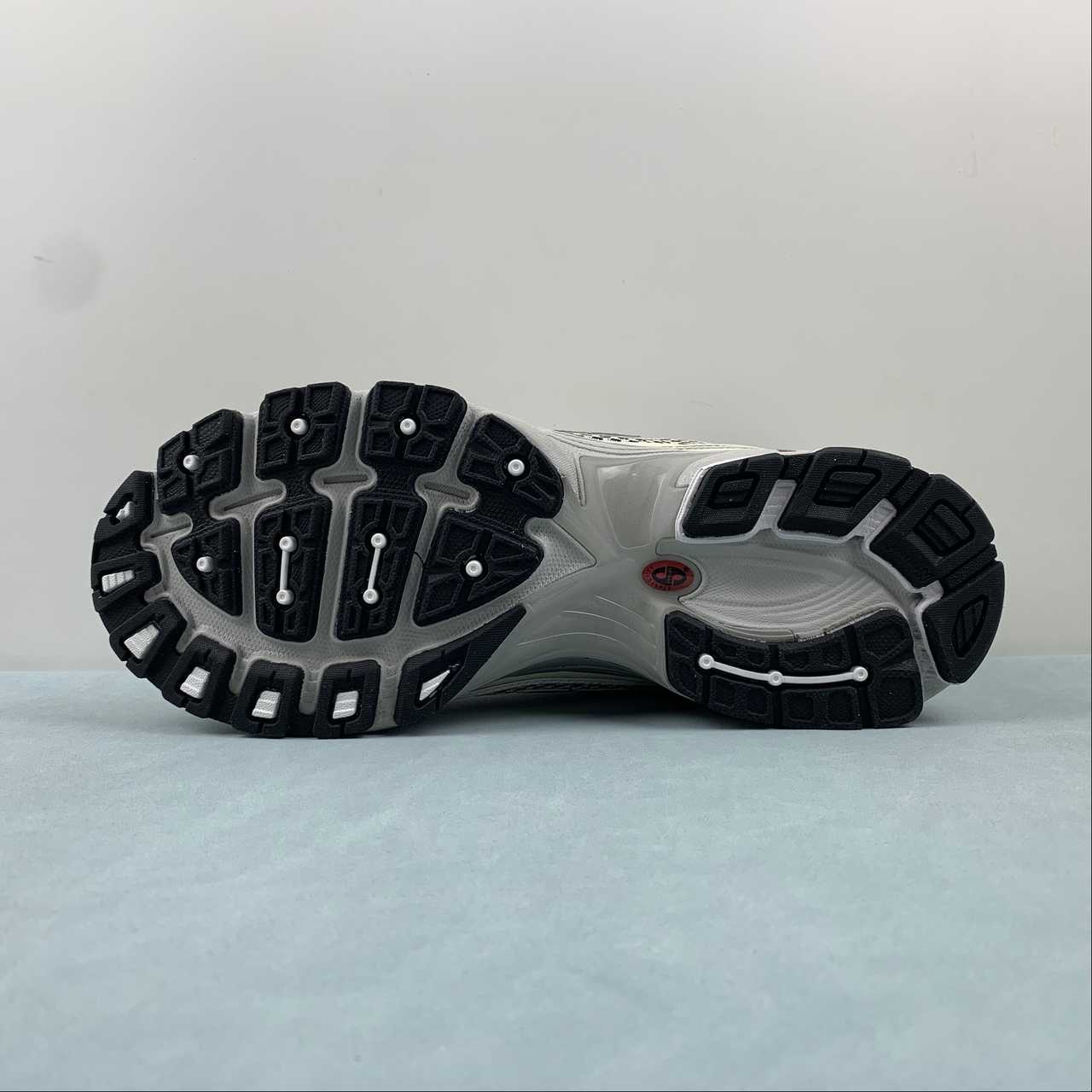 New Balance NB 740 Grey Silver