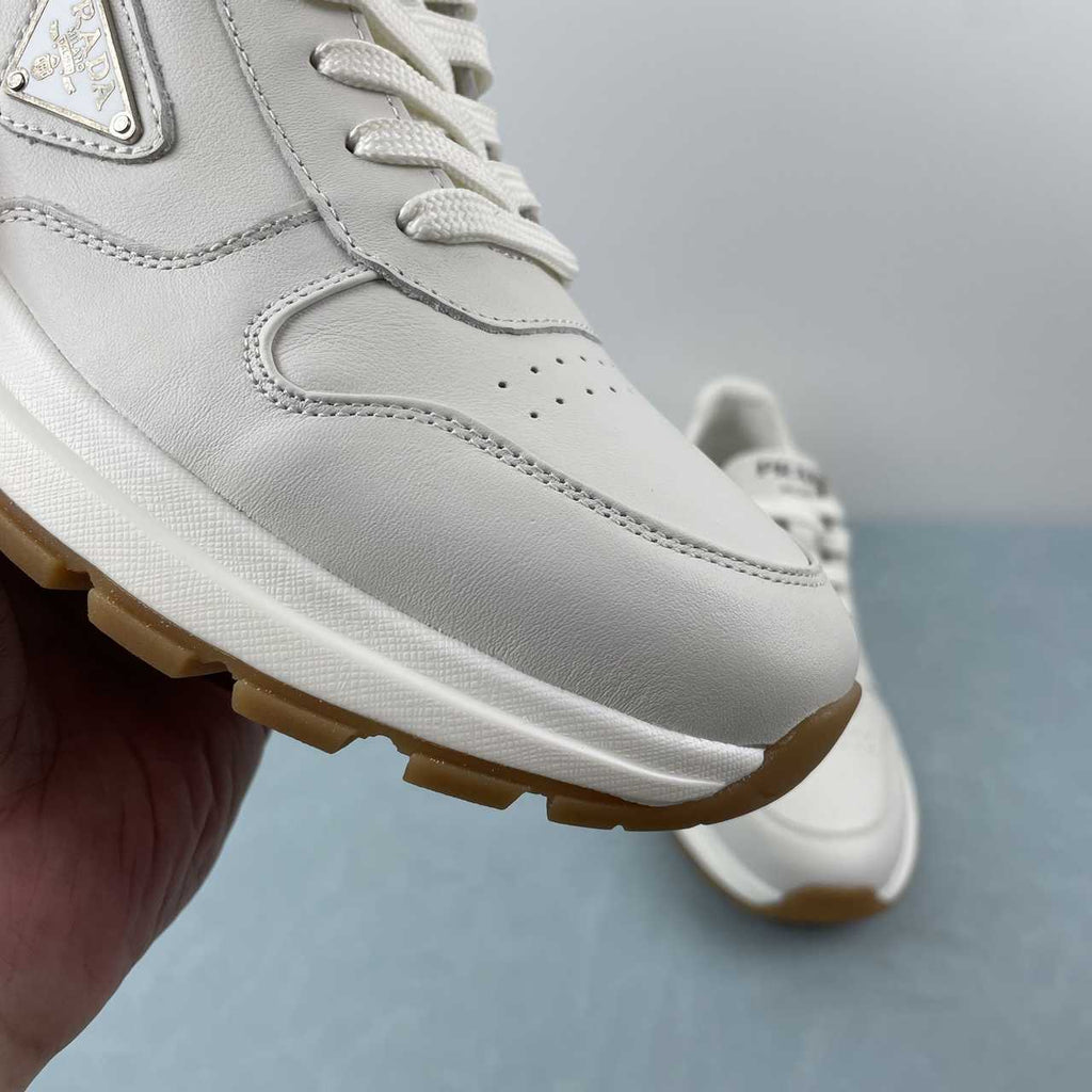 Prada sneakers Prax 01 in pelle cognac