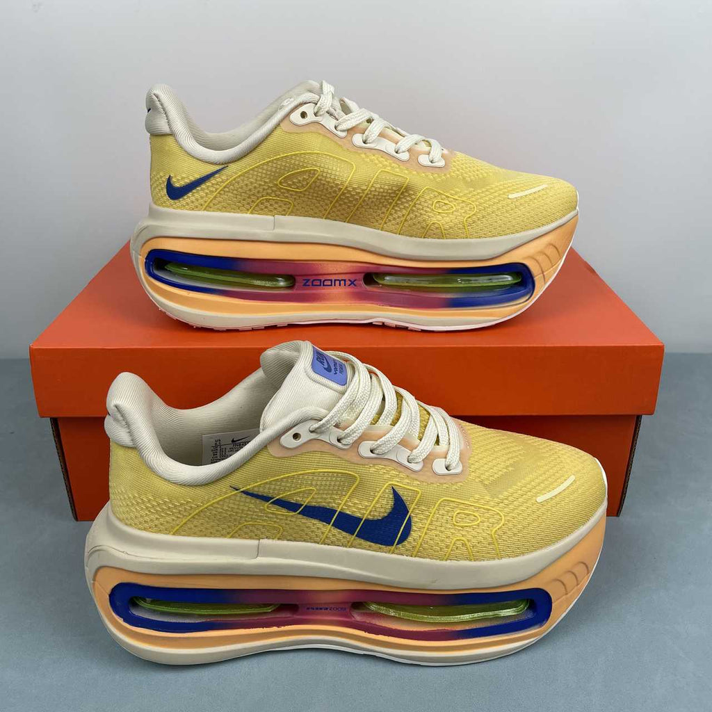 Nike Vomero Premium lemon yellow - VIBES MILANO