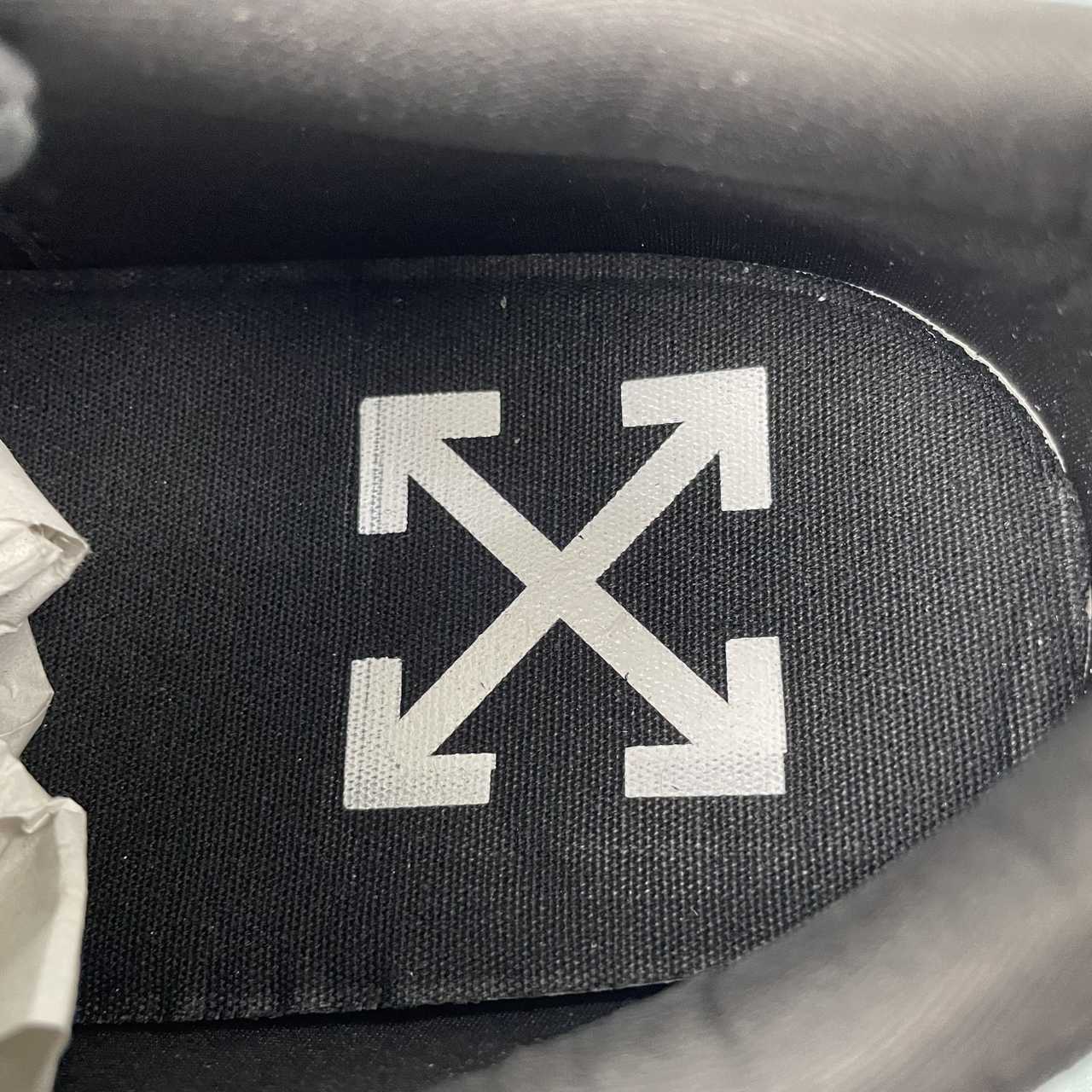 Off-White Vulcanized Low tela nero Virgil Abloh