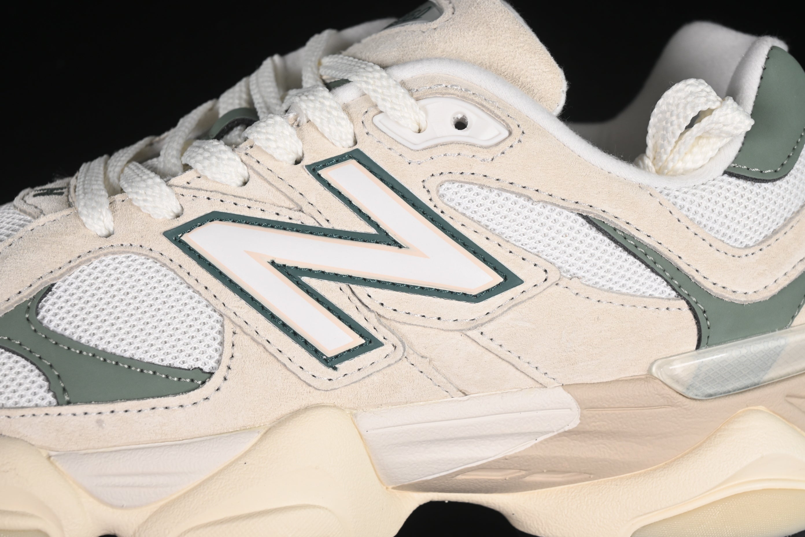 New Balance NB 9060 "Juniper" Green Off White Linen