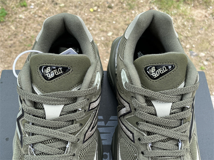 New Balance NB 9060 Dark Olivine