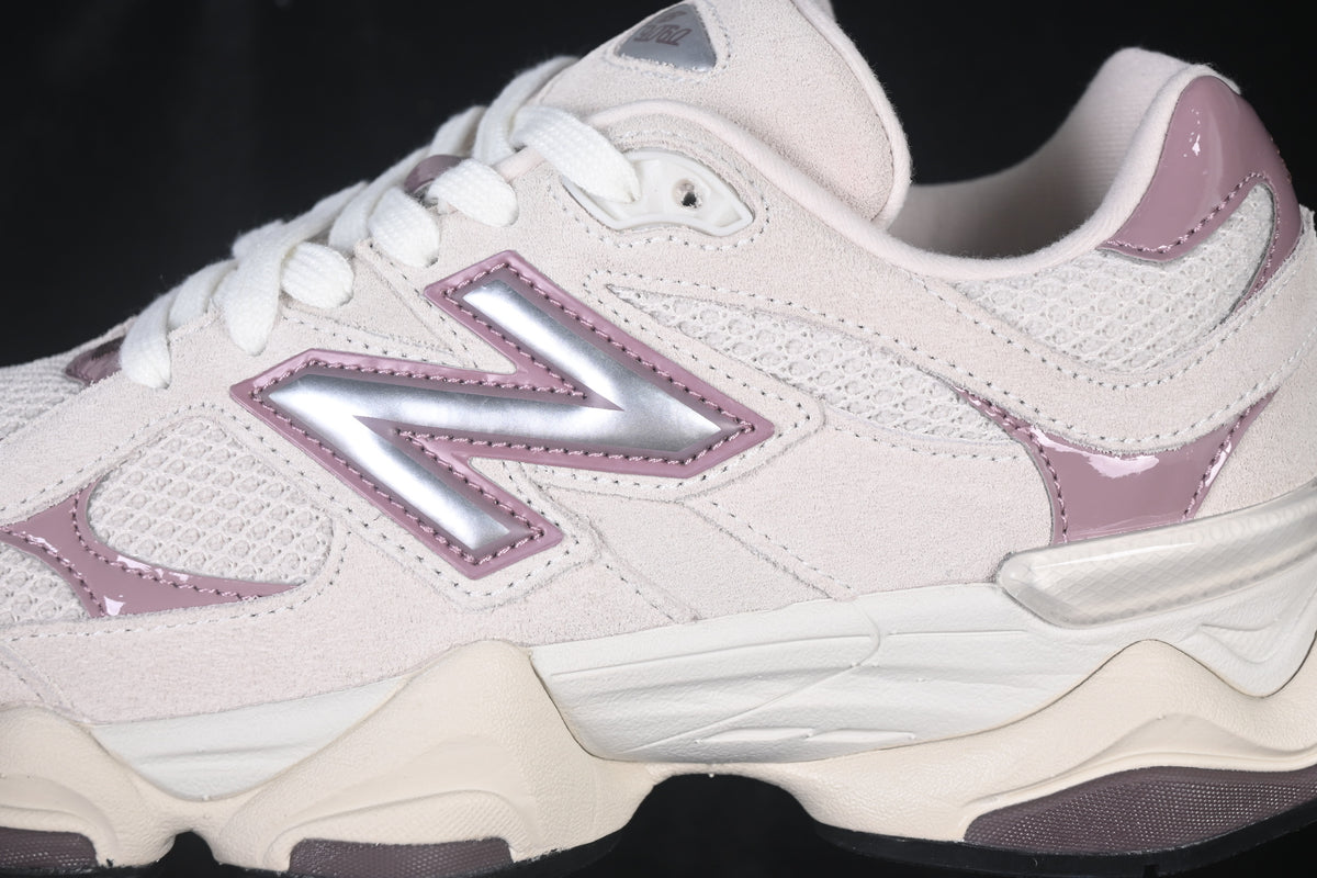 New Balance NB 9060 Cream