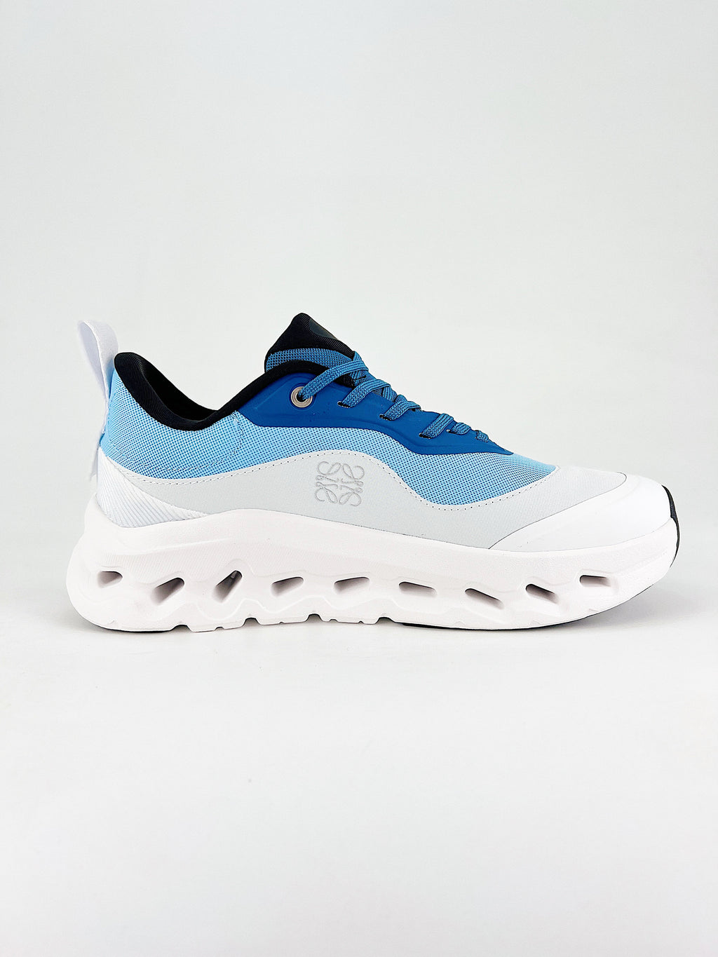 LOEWE × On Cloudtilt 2.0 Blue White