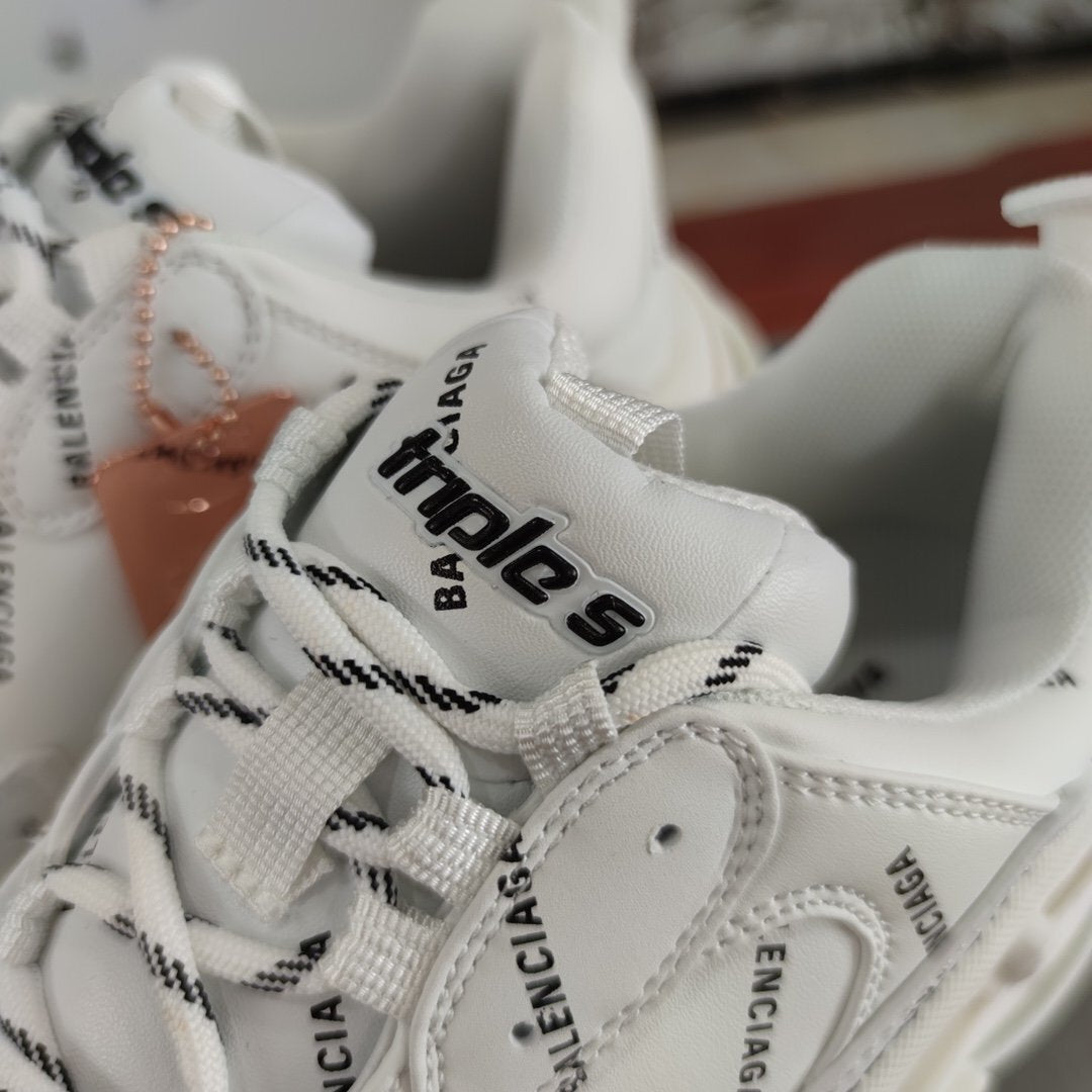 Balenciaga Sneakers Triple S all over logo bianco - VIBES MILANO