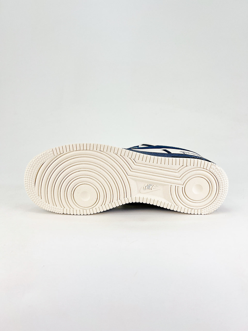 Nike Air Force 1 07 Low x Stussy white blue
