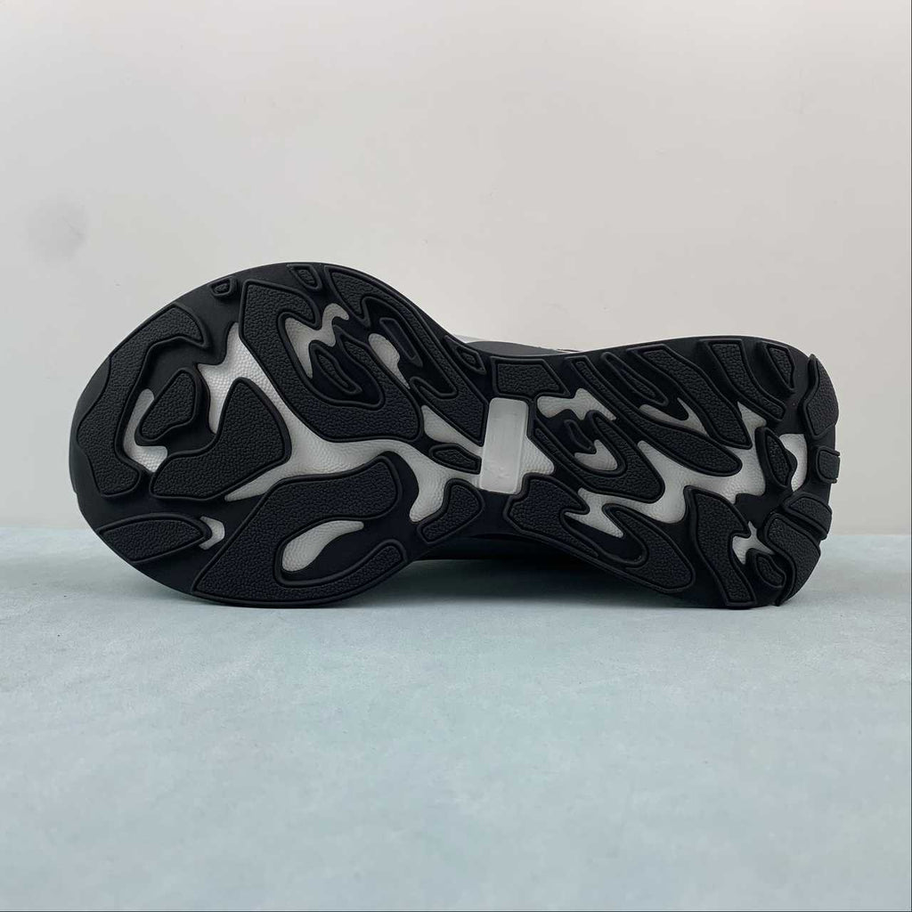 Alexander McQueen Sprint Runner bianco e argento