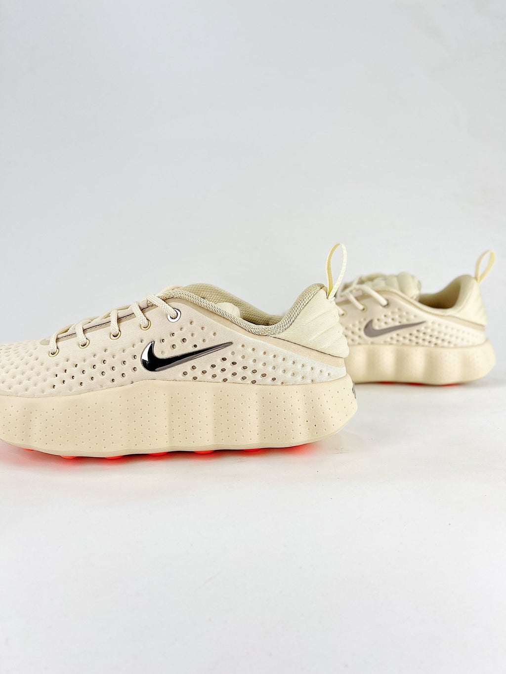Nike Mind 002 Light Khaki - VIBES MILANO