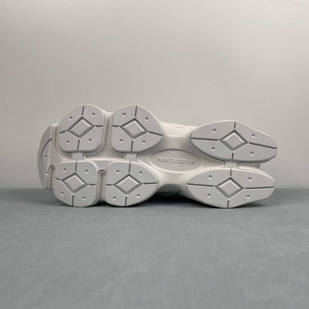 New Balance NB 9060 Triple White