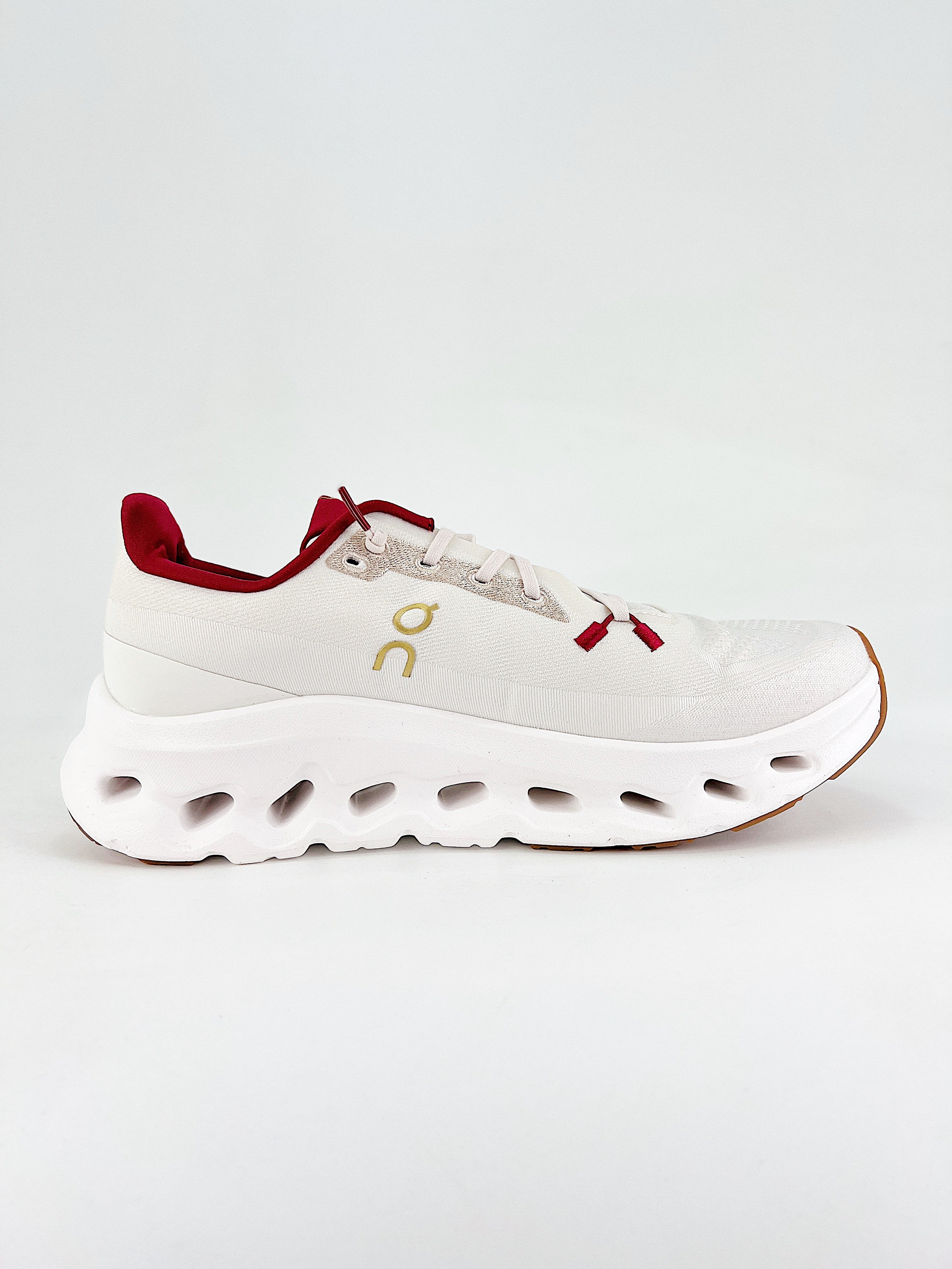 On Cloud Running Cloudtilt Pearl Ivory