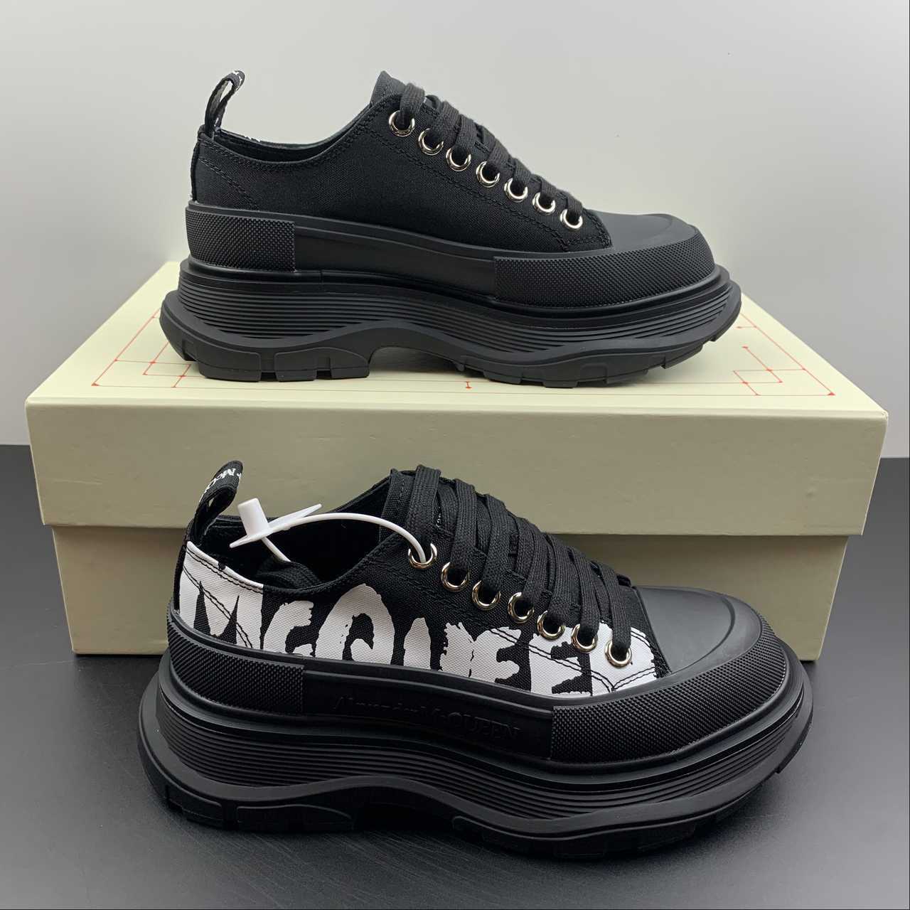 Alexander McQueen Tread Slick sneakers nera