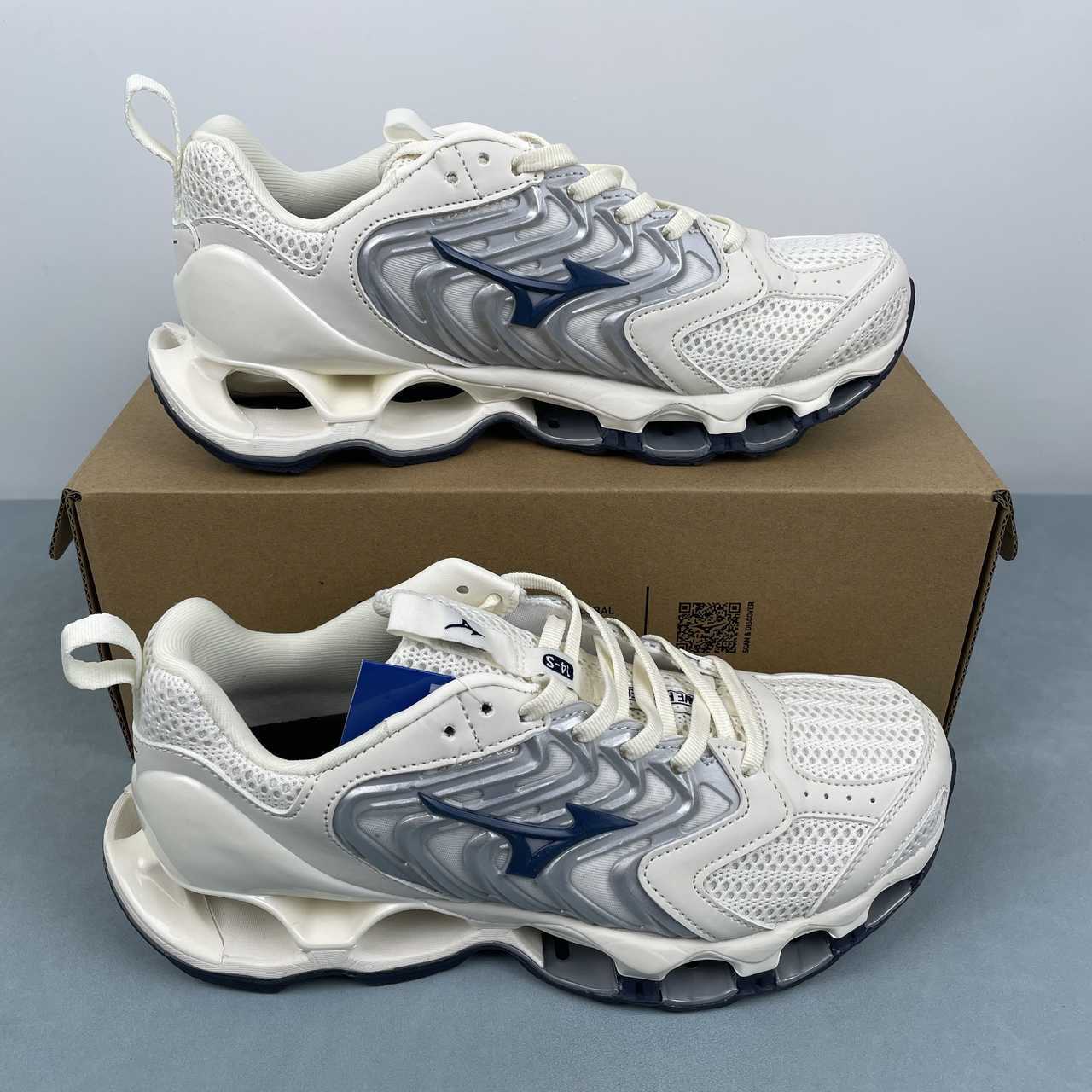 Mizuno Wave Prophecy sneakers bianco