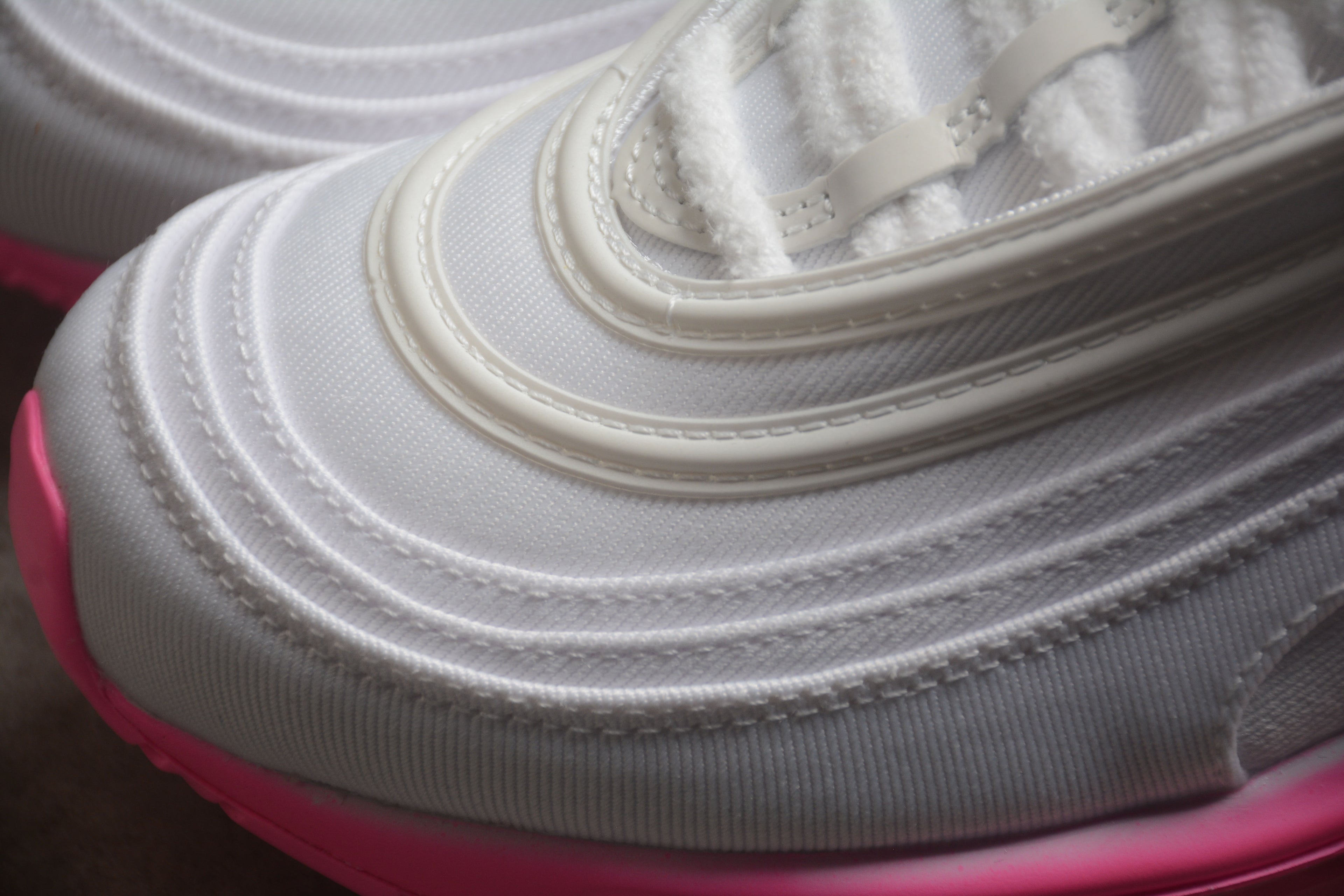 Nike Air Max 97 SE Chenille Swoosh Pink Foam